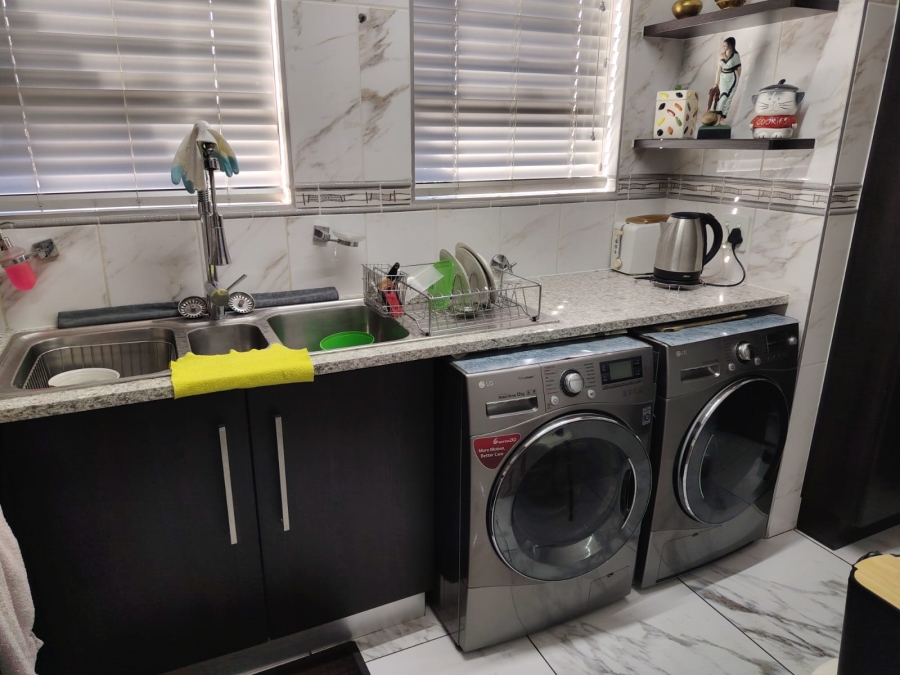 4 Bedroom Property for Sale in Bartlett Gauteng