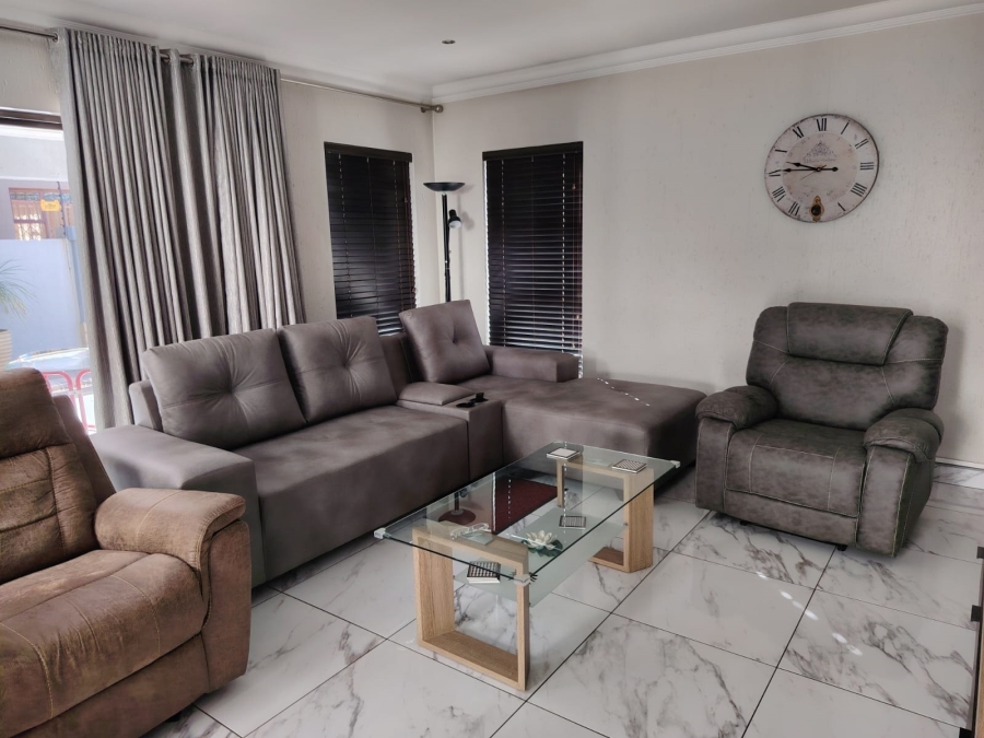 4 Bedroom Property for Sale in Bartlett Gauteng