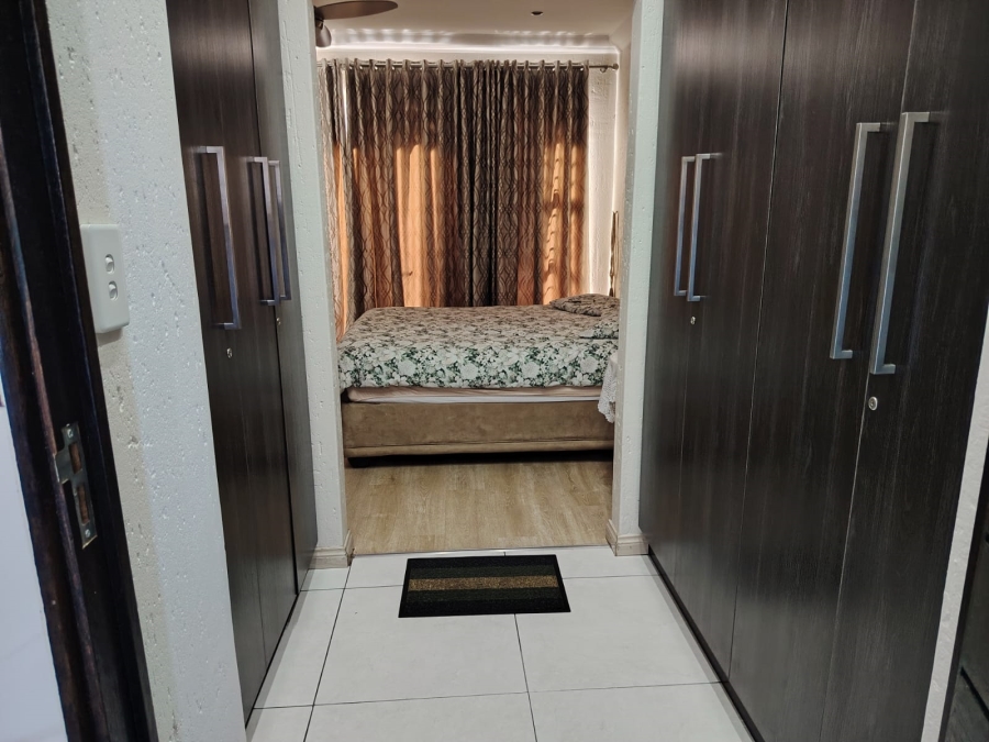 4 Bedroom Property for Sale in Bartlett Gauteng