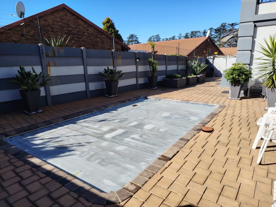 4 Bedroom Property for Sale in Bartlett Gauteng