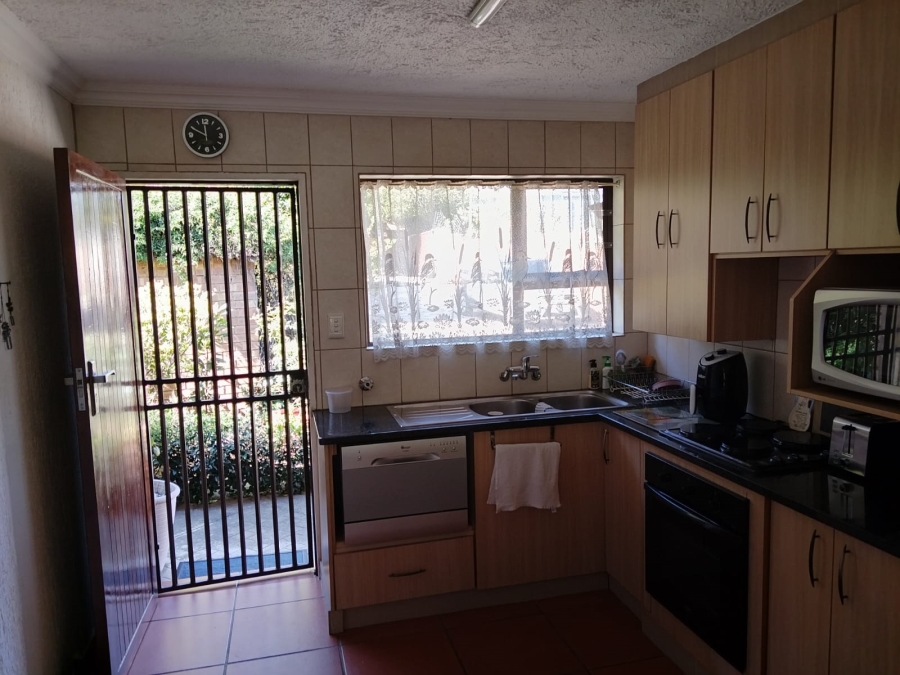 2 Bedroom Property for Sale in Croydon Gauteng