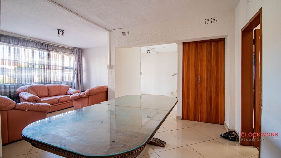 7 Bedroom Property for Sale in Actonville Gauteng