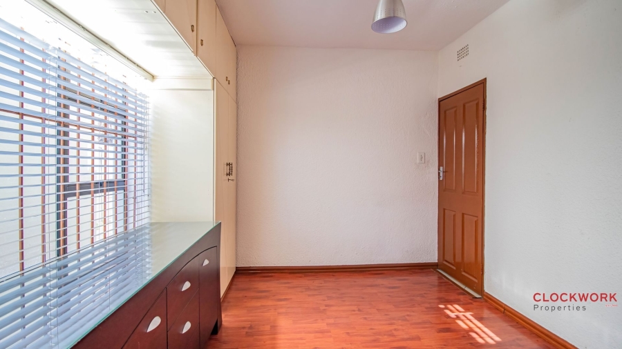 7 Bedroom Property for Sale in Actonville Gauteng