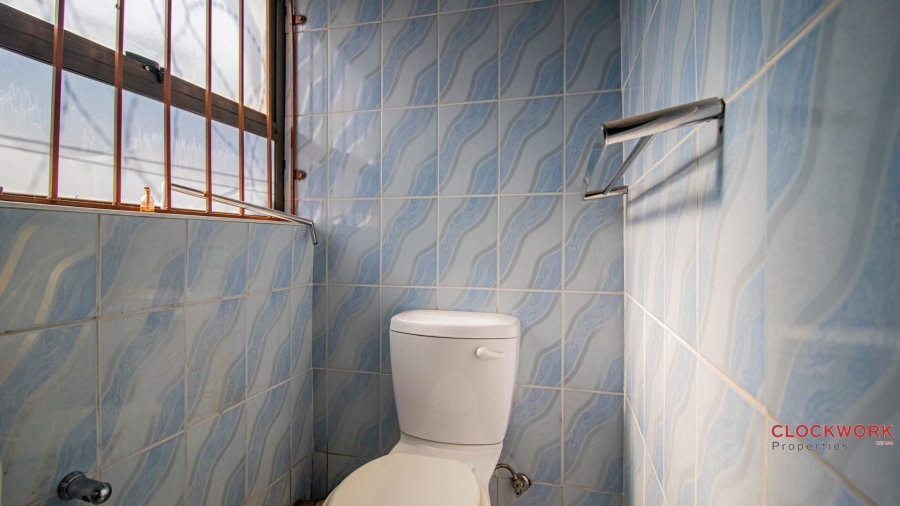 7 Bedroom Property for Sale in Actonville Gauteng