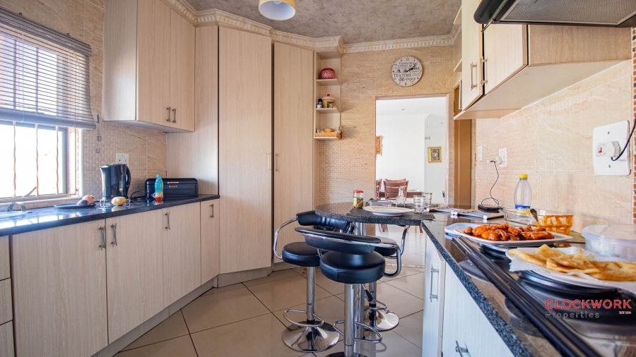 7 Bedroom Property for Sale in Actonville Gauteng