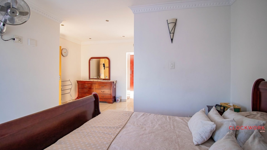 7 Bedroom Property for Sale in Actonville Gauteng