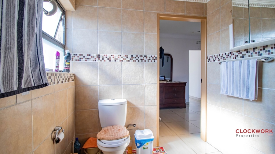 7 Bedroom Property for Sale in Actonville Gauteng