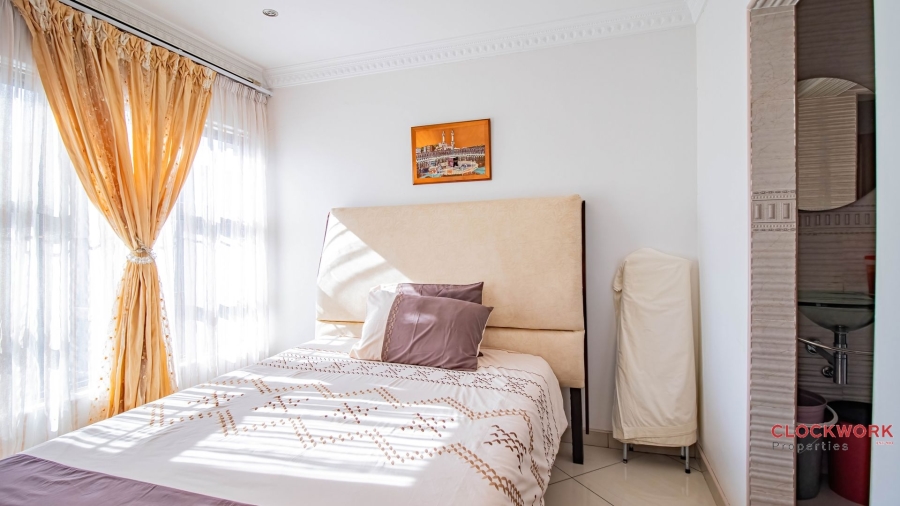 7 Bedroom Property for Sale in Actonville Gauteng