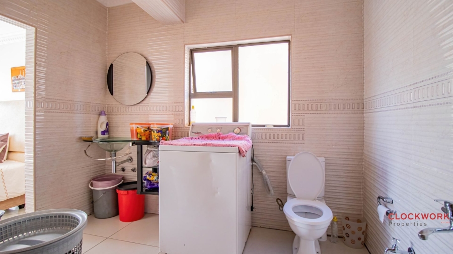 7 Bedroom Property for Sale in Actonville Gauteng