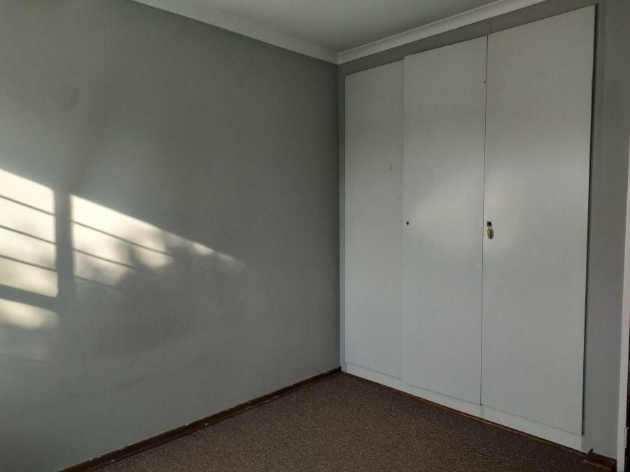 2 Bedroom Property for Sale in Eastleigh Gauteng
