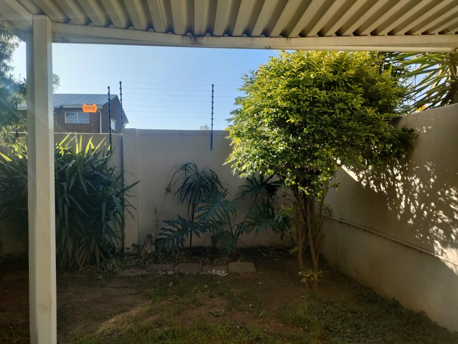 2 Bedroom Property for Sale in Eastleigh Gauteng