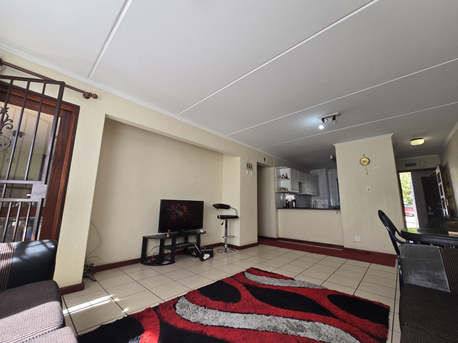 2 Bedroom Property for Sale in Sunninghill Gauteng