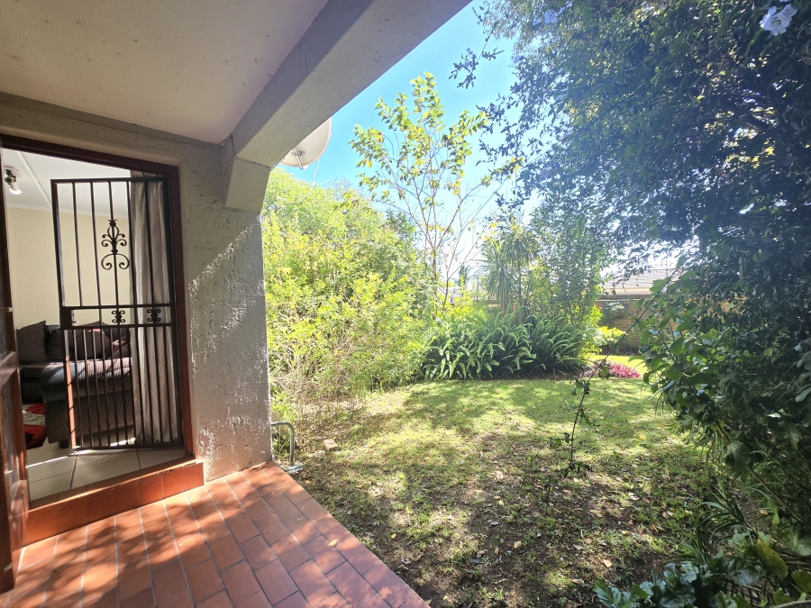 2 Bedroom Property for Sale in Sunninghill Gauteng