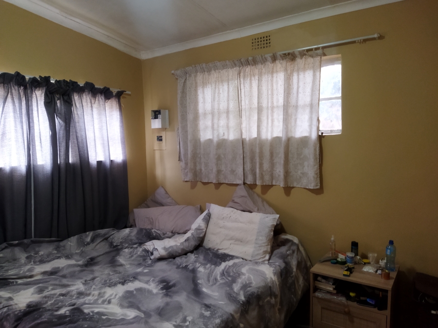 4 Bedroom Property for Sale in Orange Grove Gauteng
