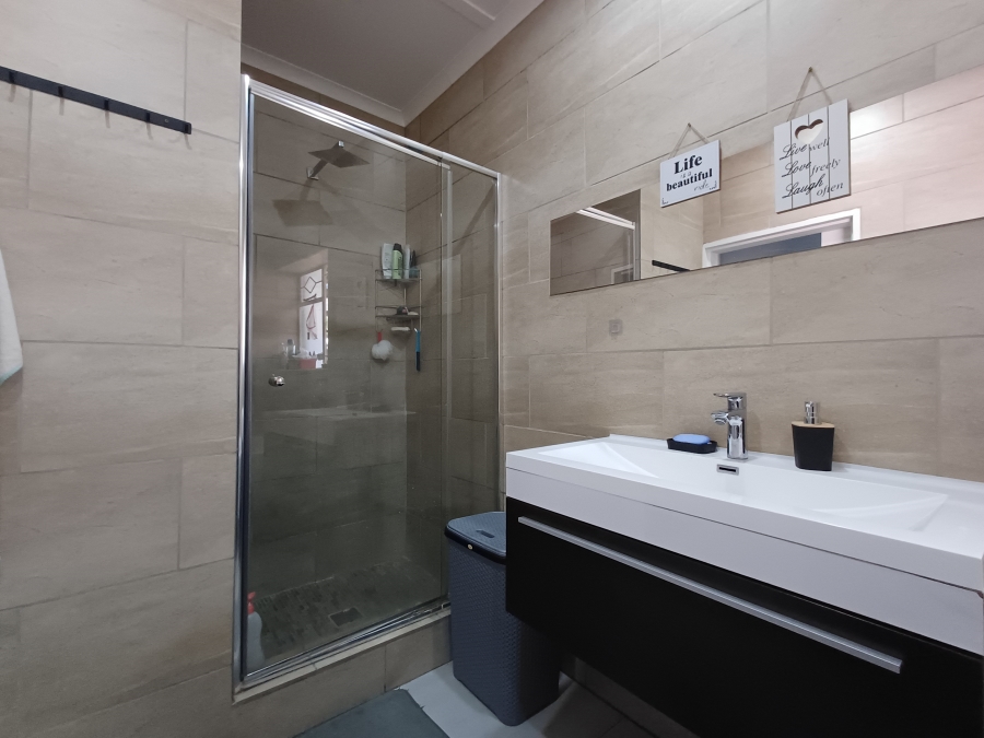 3 Bedroom Property for Sale in Edendale Gauteng