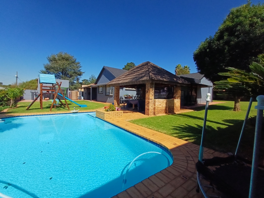 3 Bedroom Property for Sale in Edendale Gauteng