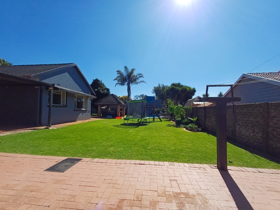 3 Bedroom Property for Sale in Edendale Gauteng