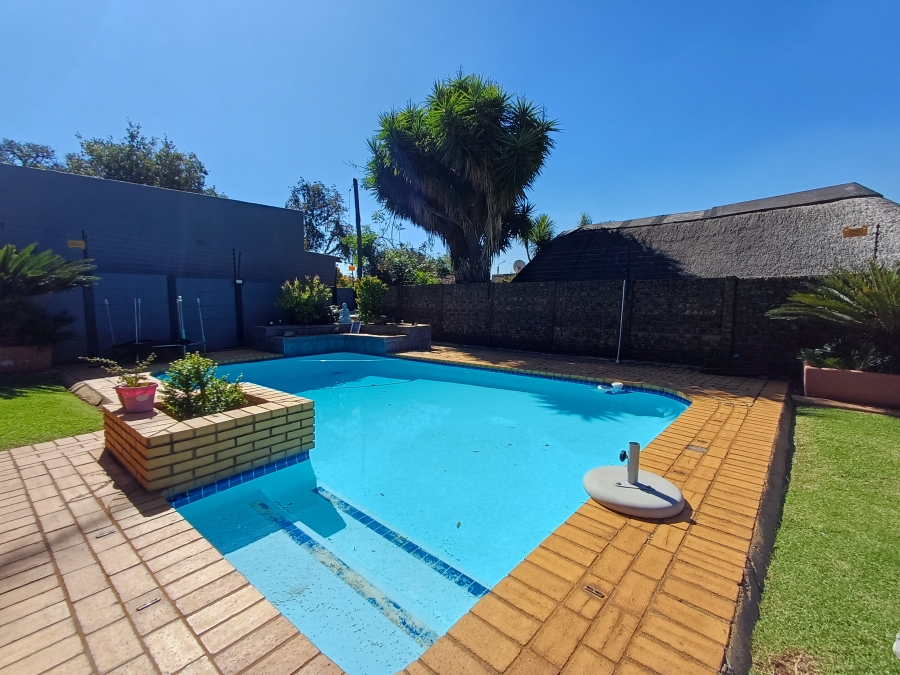 3 Bedroom Property for Sale in Edendale Gauteng