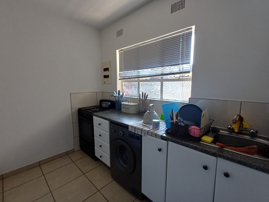 1 Bedroom Property for Sale in Edenvale Central Gauteng