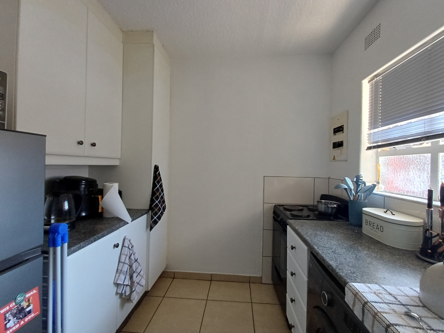 1 Bedroom Property for Sale in Edenvale Central Gauteng