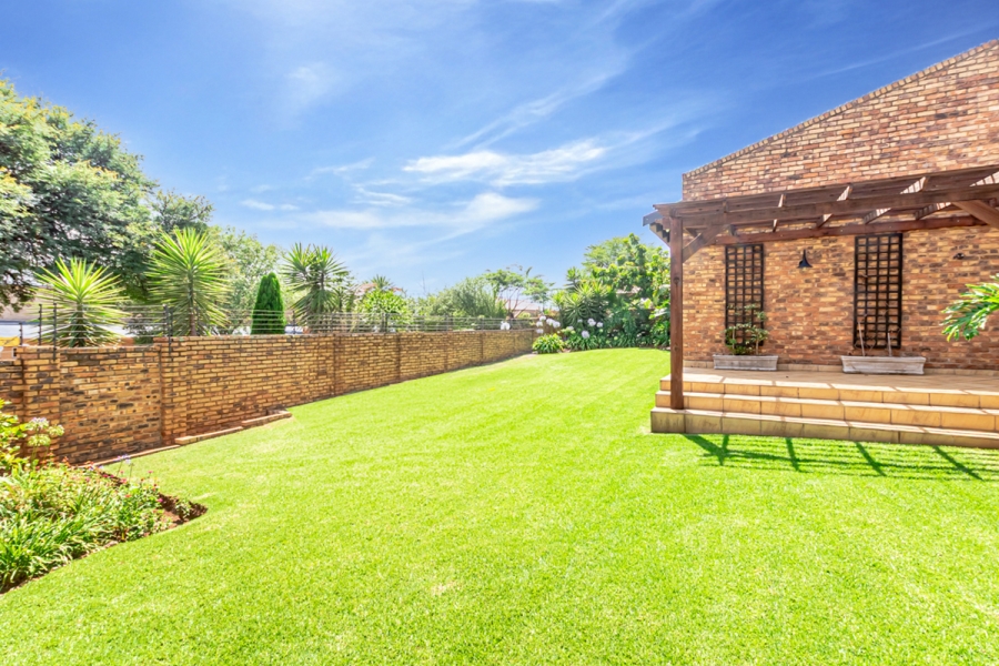 3 Bedroom Property for Sale in Noordheuwel Gauteng