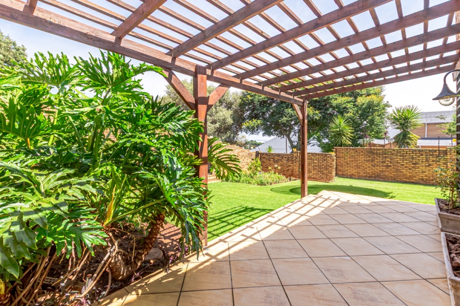3 Bedroom Property for Sale in Noordheuwel Gauteng