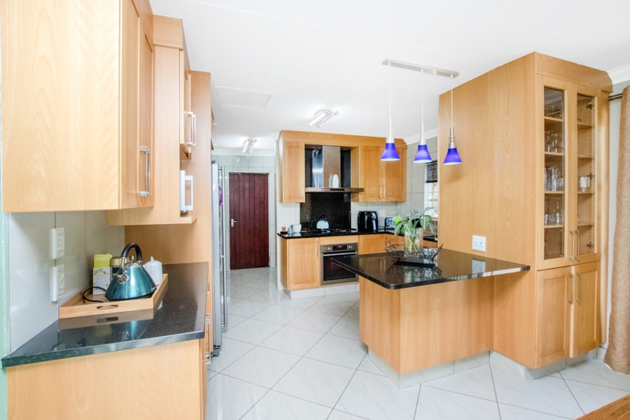 3 Bedroom Property for Sale in Noordheuwel Gauteng