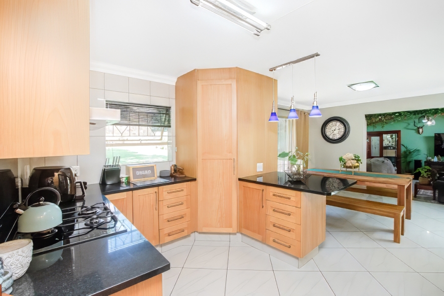3 Bedroom Property for Sale in Noordheuwel Gauteng