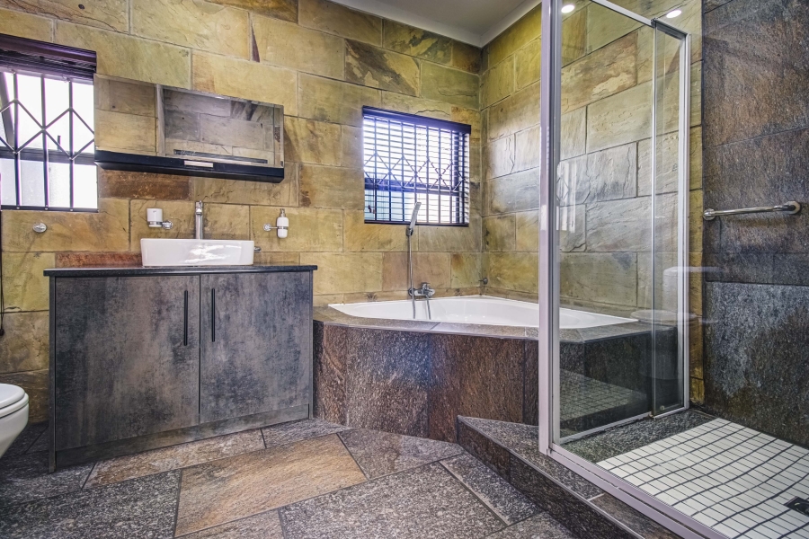 4 Bedroom Property for Sale in Parkrand Gauteng