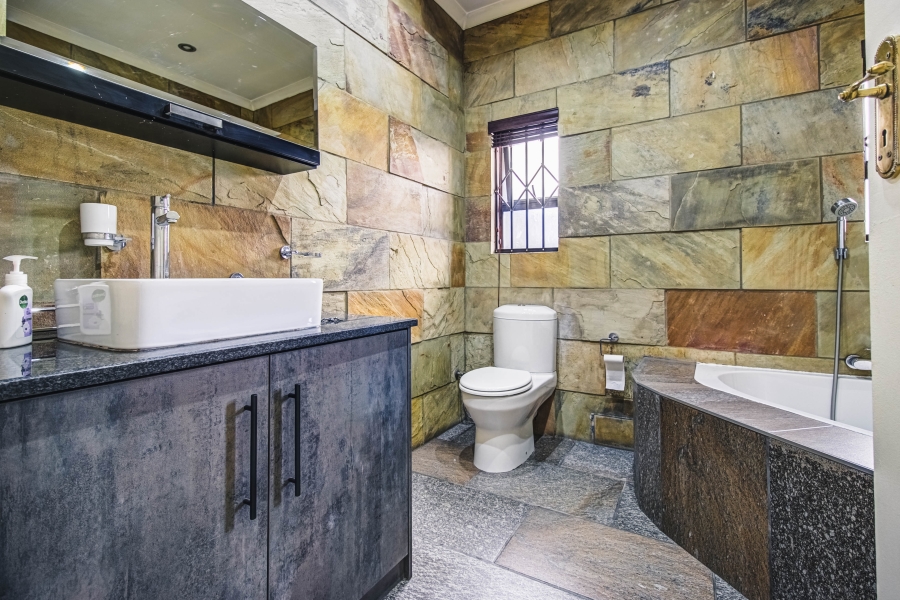 4 Bedroom Property for Sale in Parkrand Gauteng