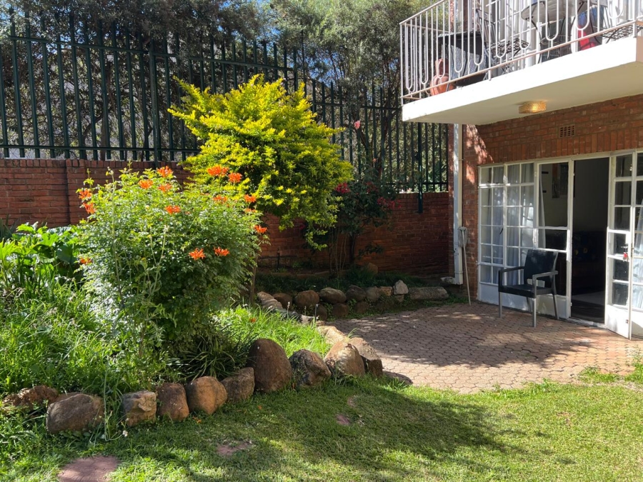 2 Bedroom Property for Sale in Woodmead Gauteng