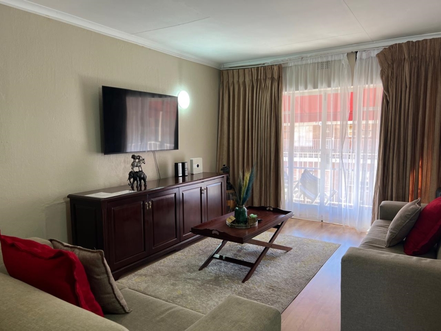 To Let 2 Bedroom Property for Rent in Woodmead Gauteng