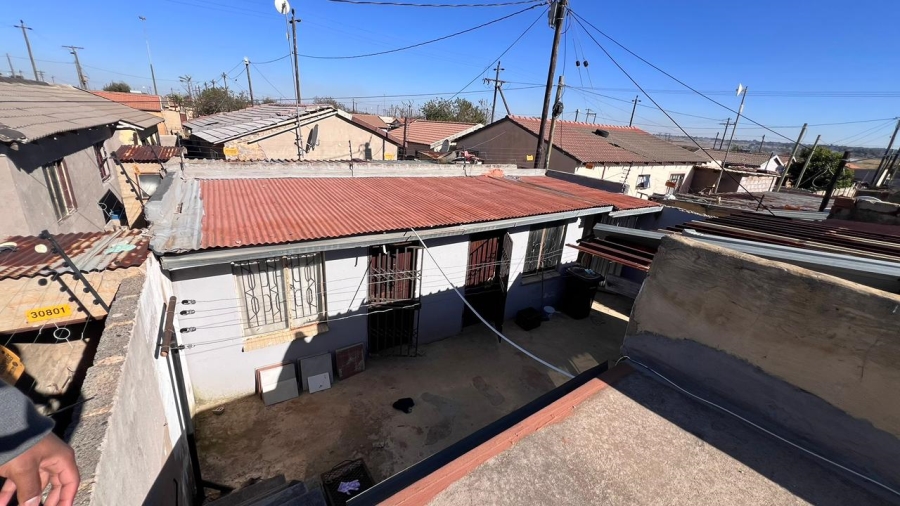 2 Bedroom Property for Sale in Etwatwa Gauteng