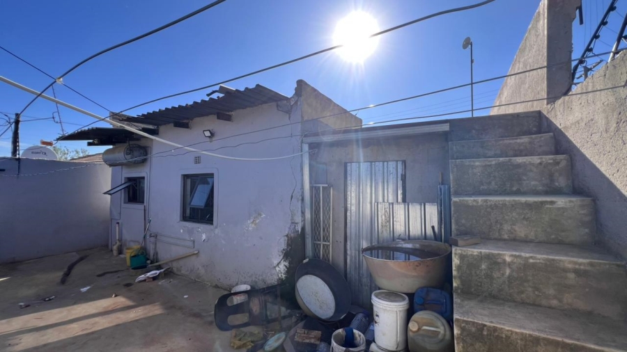 2 Bedroom Property for Sale in Etwatwa Gauteng