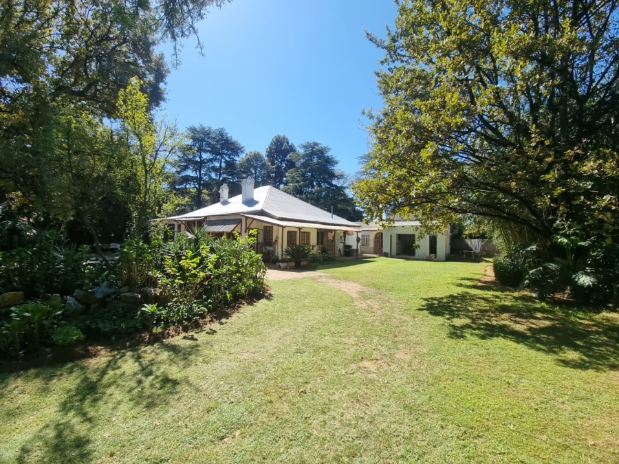 6 Bedroom Property for Sale in Klippoortje Gauteng