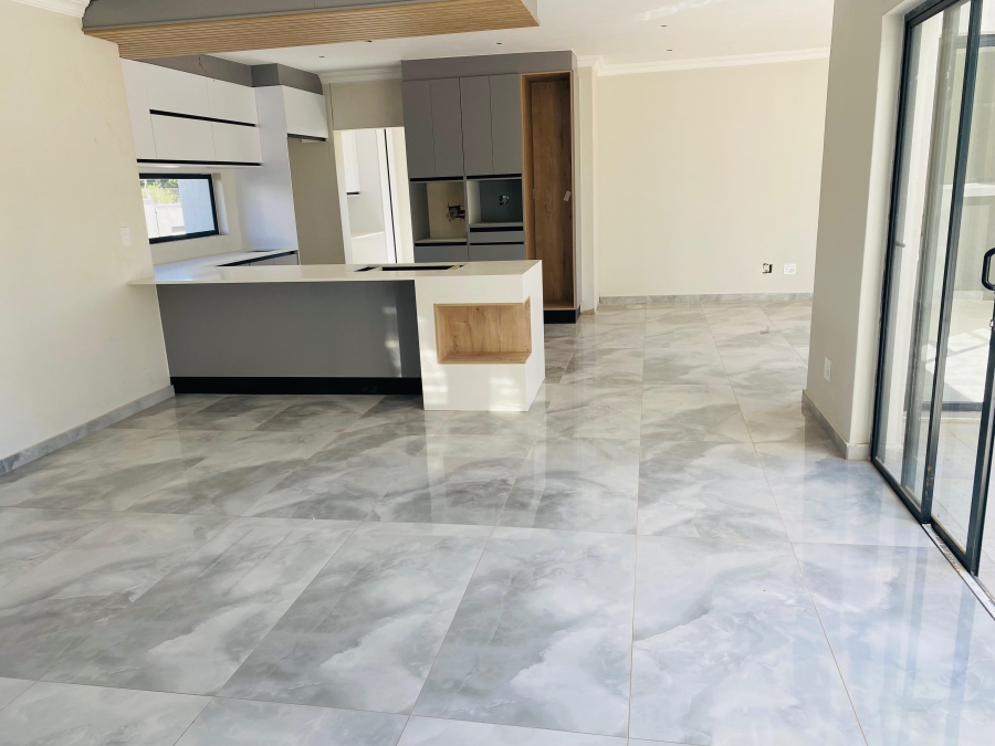 4 Bedroom Property for Sale in Derdepoort Gauteng