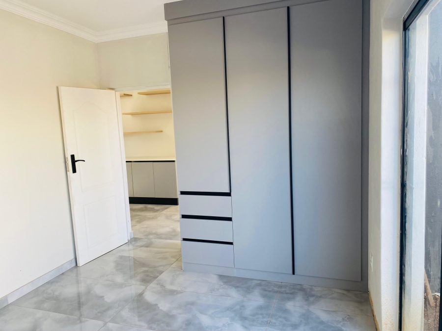 4 Bedroom Property for Sale in Derdepoort Gauteng