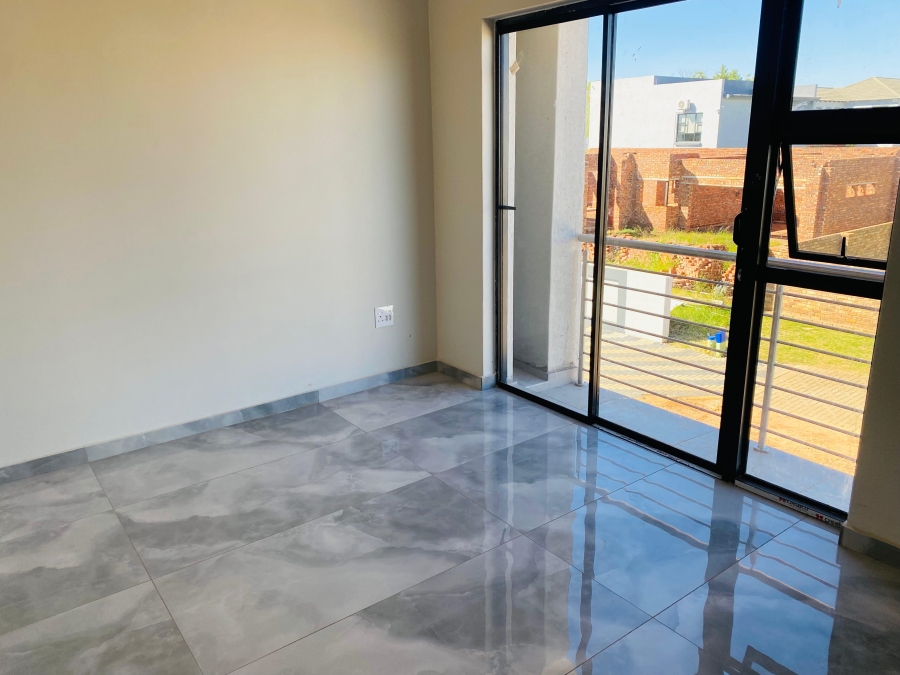 4 Bedroom Property for Sale in Derdepoort Gauteng
