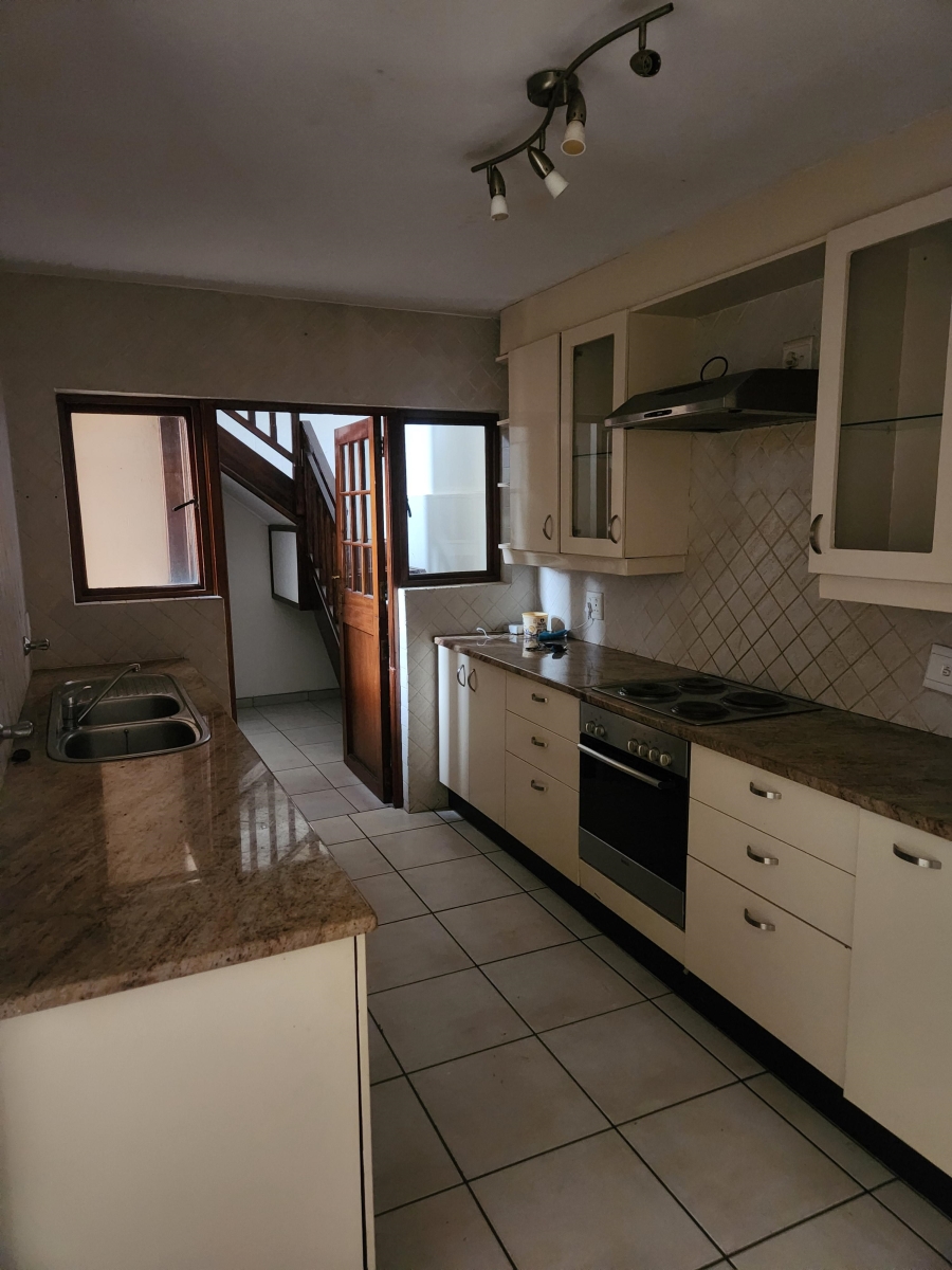 3 Bedroom Property for Sale in Broadacres Gauteng
