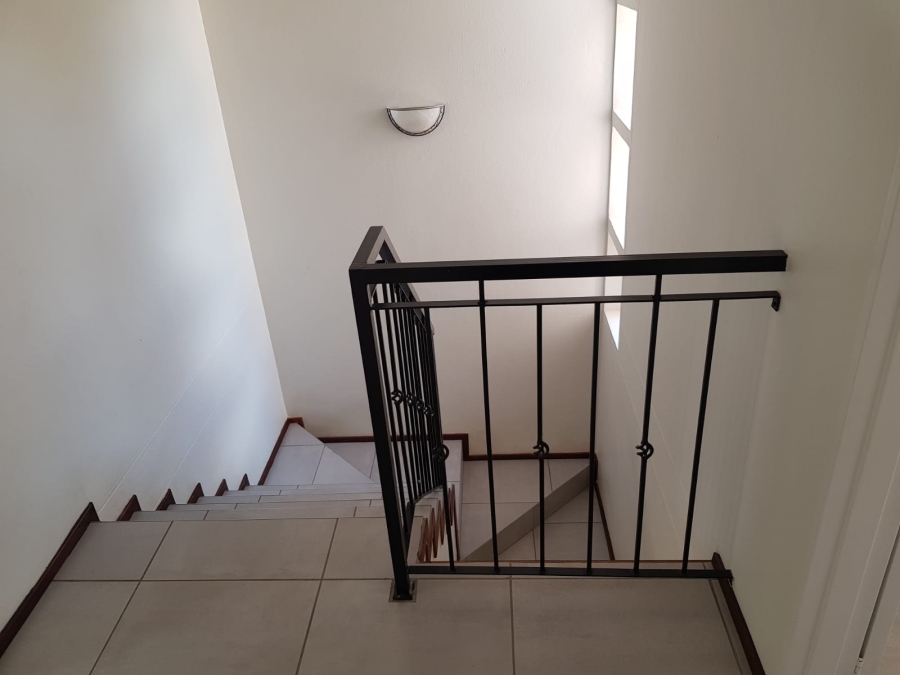 3 Bedroom Property for Sale in Broadacres Gauteng