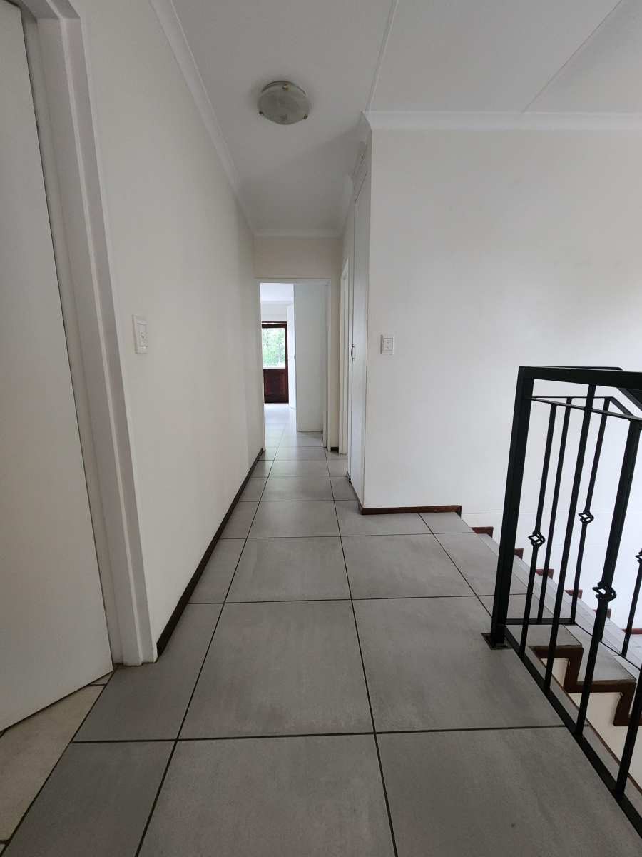 3 Bedroom Property for Sale in Broadacres Gauteng