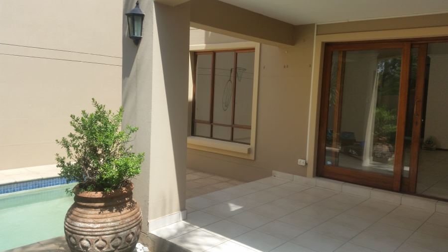 3 Bedroom Property for Sale in Broadacres Gauteng
