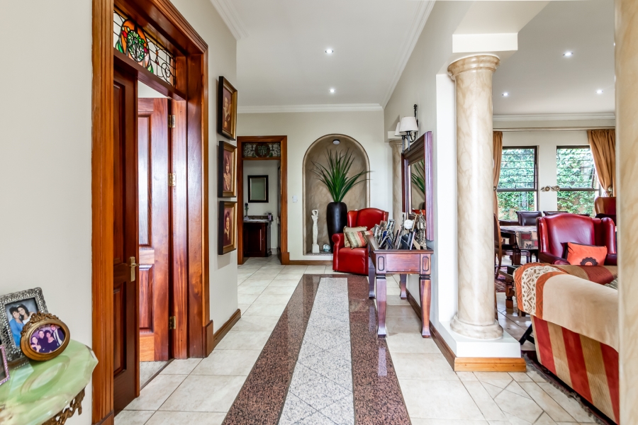 3 Bedroom Property for Sale in Waterkloof Ridge Gauteng
