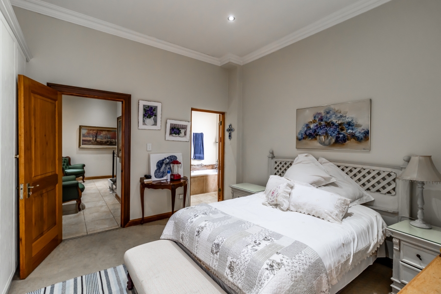 3 Bedroom Property for Sale in Waterkloof Ridge Gauteng