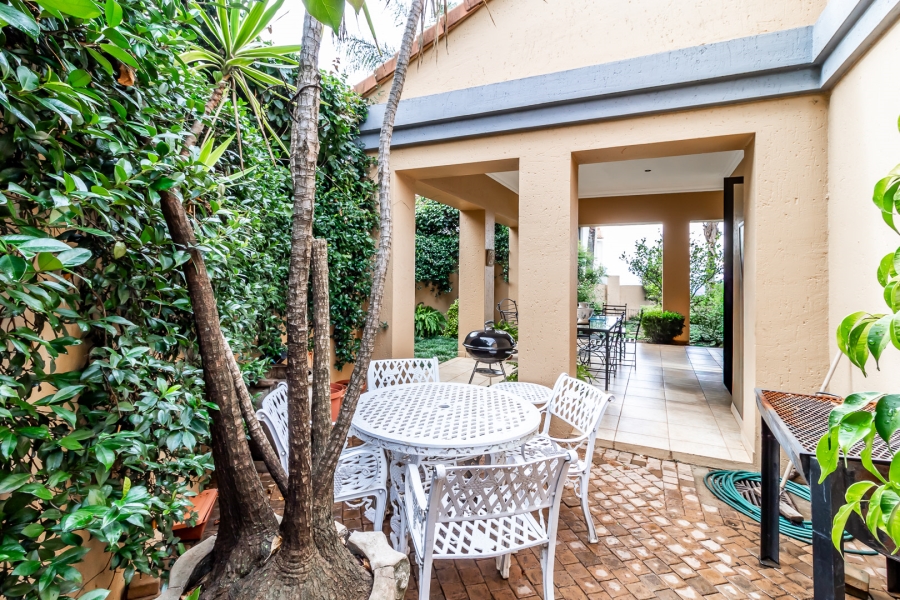 3 Bedroom Property for Sale in Waterkloof Ridge Gauteng