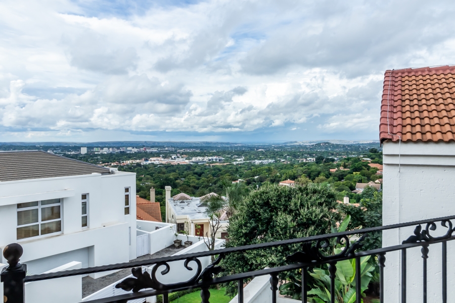 3 Bedroom Property for Sale in Waterkloof Ridge Gauteng