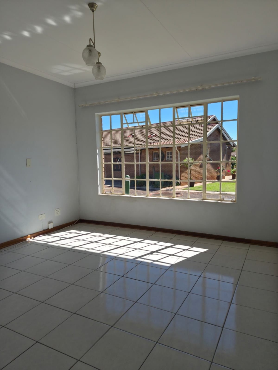 To Let 2 Bedroom Property for Rent in Montana Park Gauteng