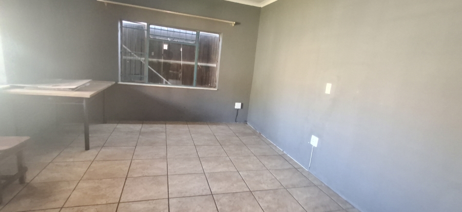 6 Bedroom Property for Sale in Pretoria Gardens Gauteng