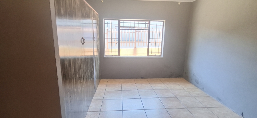 6 Bedroom Property for Sale in Pretoria Gardens Gauteng