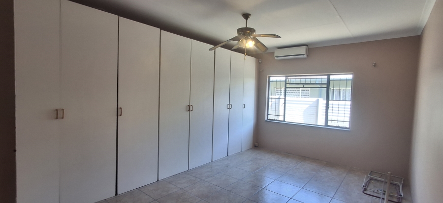 6 Bedroom Property for Sale in Pretoria Gardens Gauteng